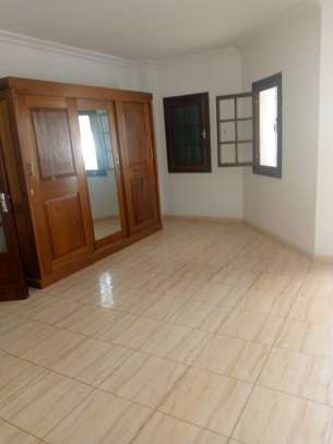 Villa à louer à la cité Cosepi aux Almadies image 5