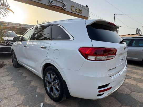 Kia sorento EX image 3