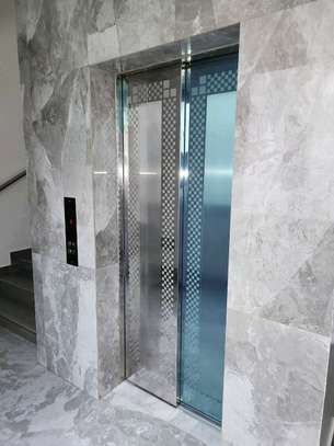 Appartement f3 de 2 chambres et salon à Mermoz image 6
