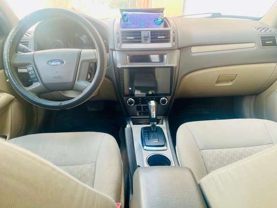 Ford Fusion berline 2012 image 2