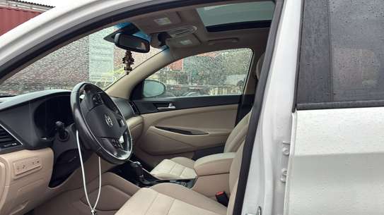 Hyundai tucson 2018 image 4