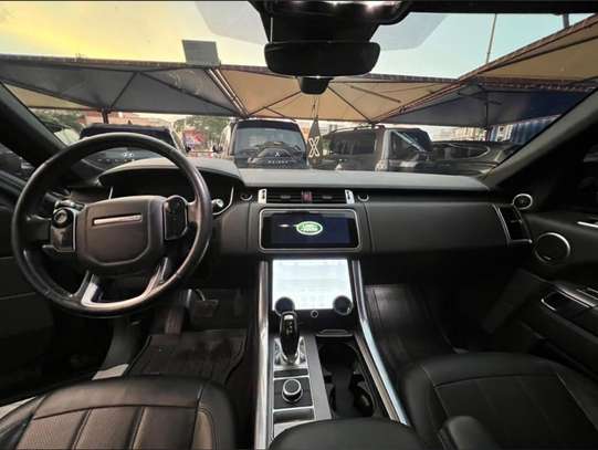 Range RoverSport 2019 image 3