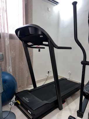 DOMYOS T520B, un tapis de course de Decathlon image 2
