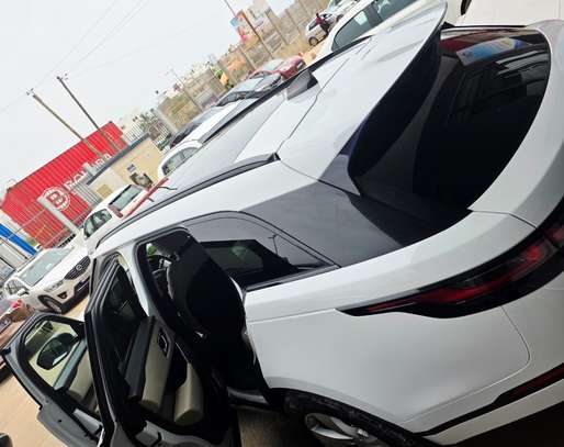 Range rover velar p250 venant USA image 3