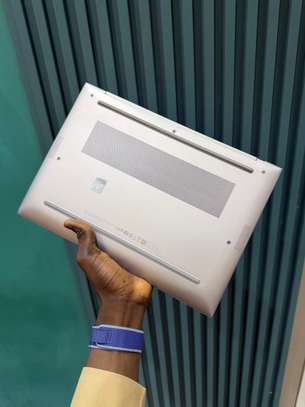 Hp Zbook firefly 14 G9 12 eme Génération image 6
