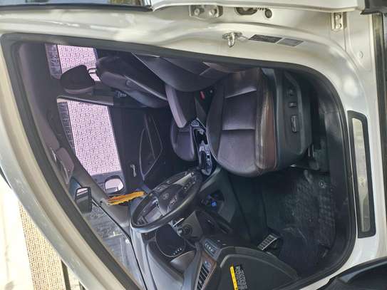 Hyundai santa-fe image 7