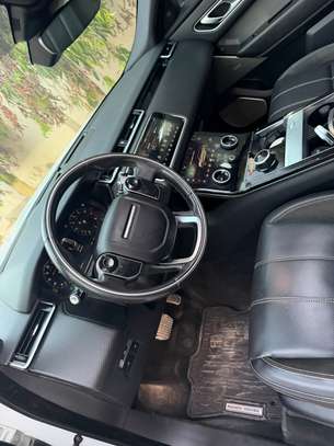 Range Rover velar image 3