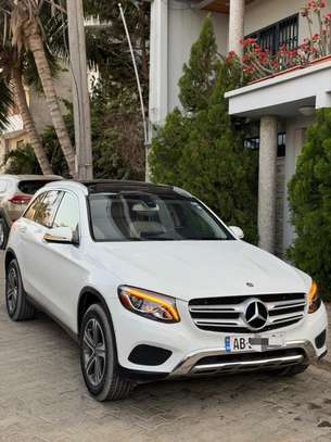 Mercedes GLC 300 année 2018 image 11