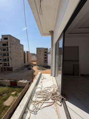 Almadies – Apparemment R+7 haut standing à vendre image 13