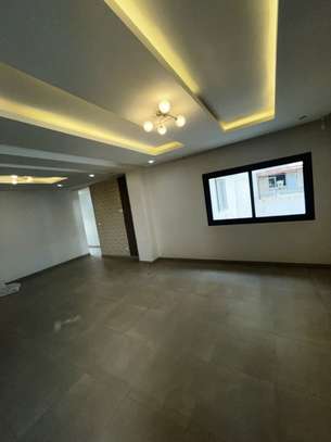 APPARTEMENT F3 À LOUER À LA CITÉ KEUR GORGUI image 2