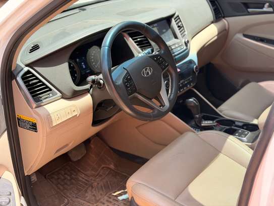 Hyundai Tucson AWD 2017 image 7