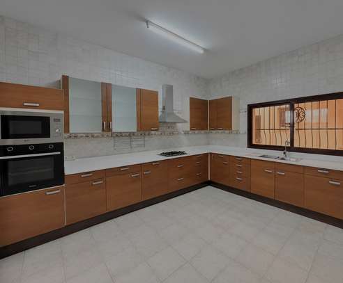 Belle Villa à louer aux Almadies image 3