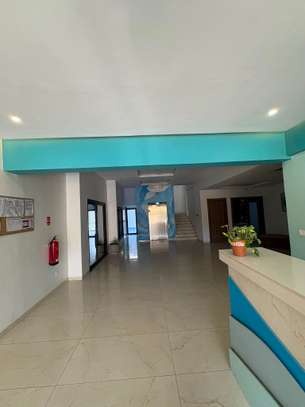 Bel appartement meublé à ouakam image 4