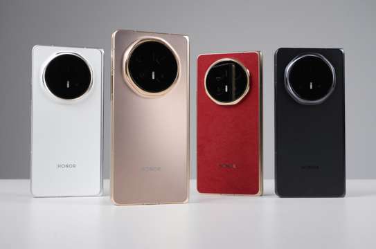 HONOR Magic V6 image 2