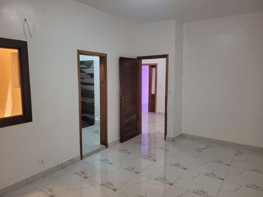 Studio à louer par mois image 6