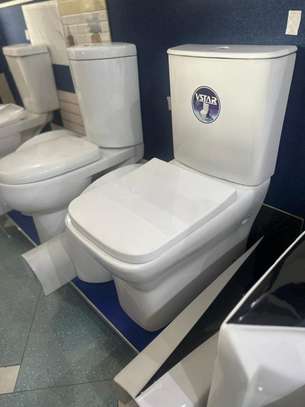 Ensemble salle de bain moderne - céramique blanche image 4