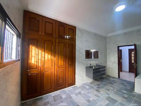 Magnifique villa à louer Almadies image 6