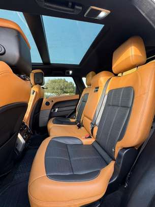 Range Rover Sport image 8