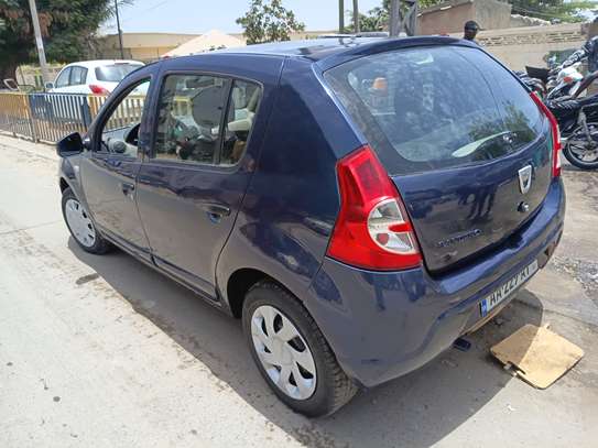 Dacia sandero image 2