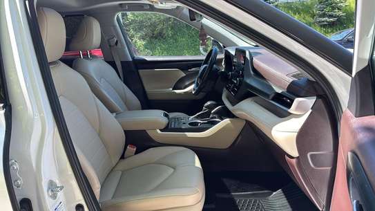 Toyota highlander image 7
