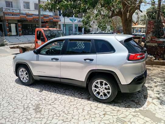Jeep jorekee 2015 image 2