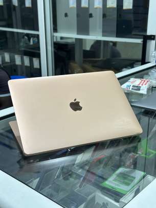 MacBook Air 2020 image 5
