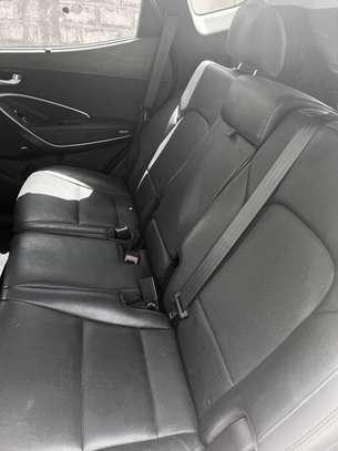 Hyundai Santafe Limited image 8