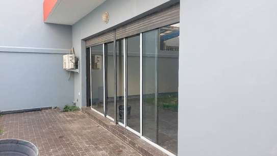 villa R+1 à louer à cite tobago image 8
