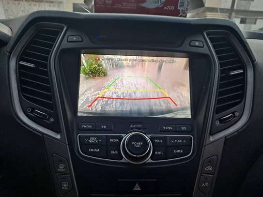 Hyundai Santa fe image 4