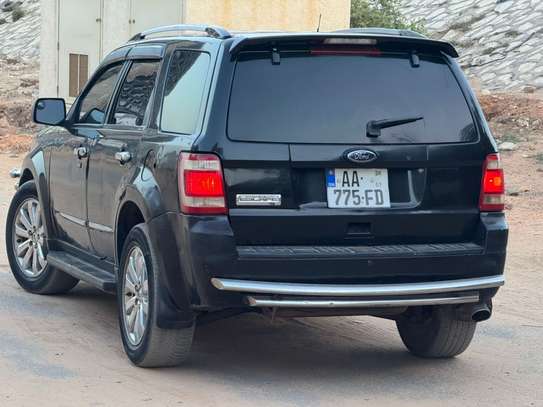 Ford escape image 6