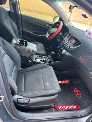 Hyundai Tucson image 6