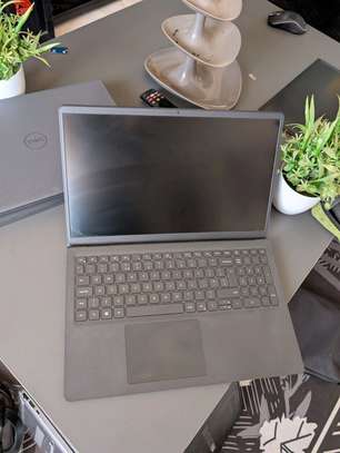 Dell i5 11th gen / SSD 1000gb /16gb ram image 6