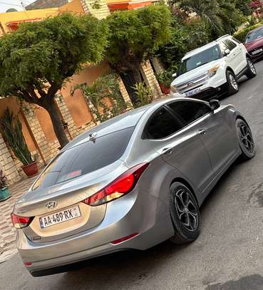 Hyundai Elentra 2016 image 9