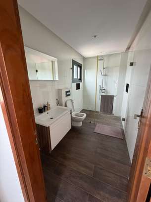 Appartement meublé à louer point e image 8