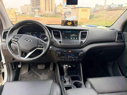 Hyundai Tucson image 7