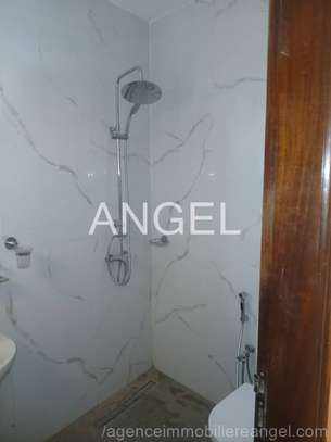Ref_2965_AH  Appartement à louer à Dieuppeul image 6