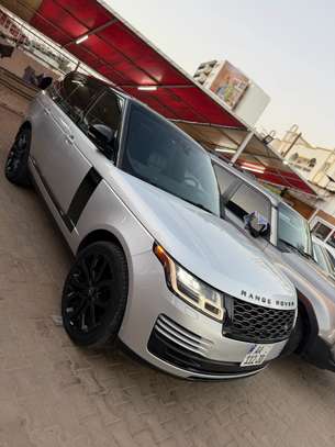 Range Rover Vogue image 5