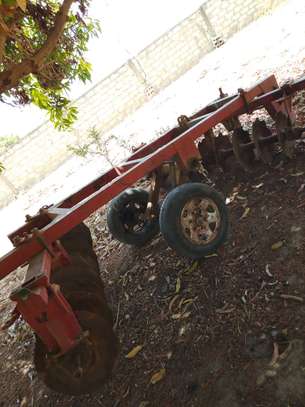 TRACTEUR AGRICOLE MASSEY FERGUSSON KUBOTA image 2