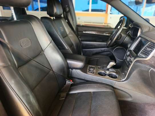 JEEP CHEROKEE OVERLAND image 4