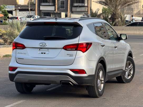 Hyundai SantaFe 2018 automatique essence image 4