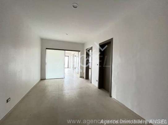 Ref_2481_PL Appartement  à louer en RDC aux Almadies image 8