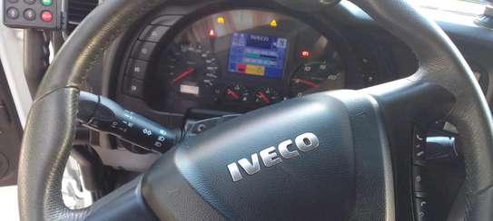 CAMION 10 ROUES MARQUE IVECO DIESEL image 7