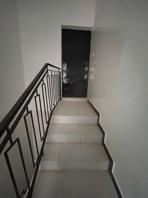 Immeuble à vendre – Grand Mbao, Cité Baobab image 9