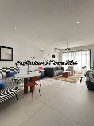 Studio meublé - A louer au centre-ville image 6