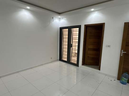 Grand appartement  à louer à Oust Foire image 11