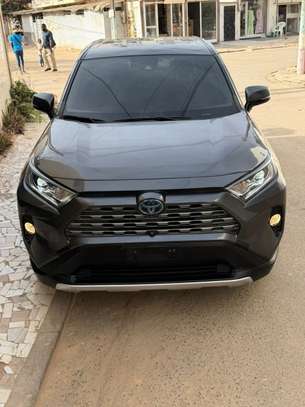 Toyota Rav4 Hybride  Automatique  Essence Année 2020 image 4