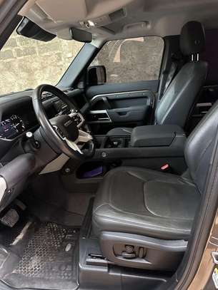 Lander rover defender 2023 image 5