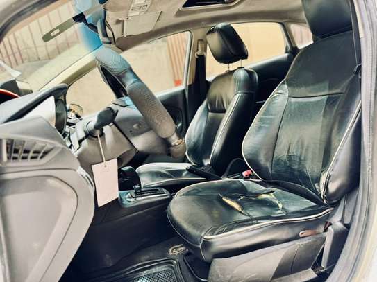 Ford fiesta 2016 image 10