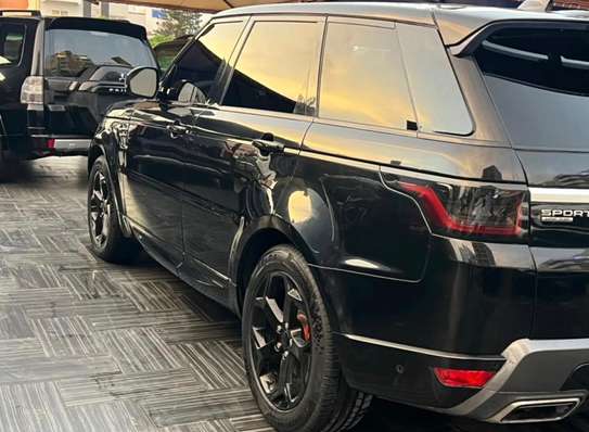 Range RoverSport 2019 image 12