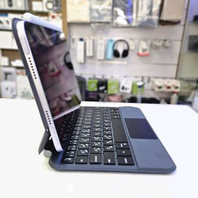 iPad mini7 128g- clavier magic image 3